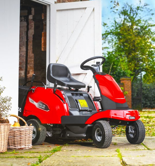 Cobra CLT62MRL Ride on Lawnmower - Image 3
